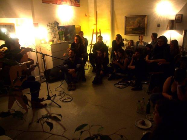 november_me_wohnzimmerkonzert_kira